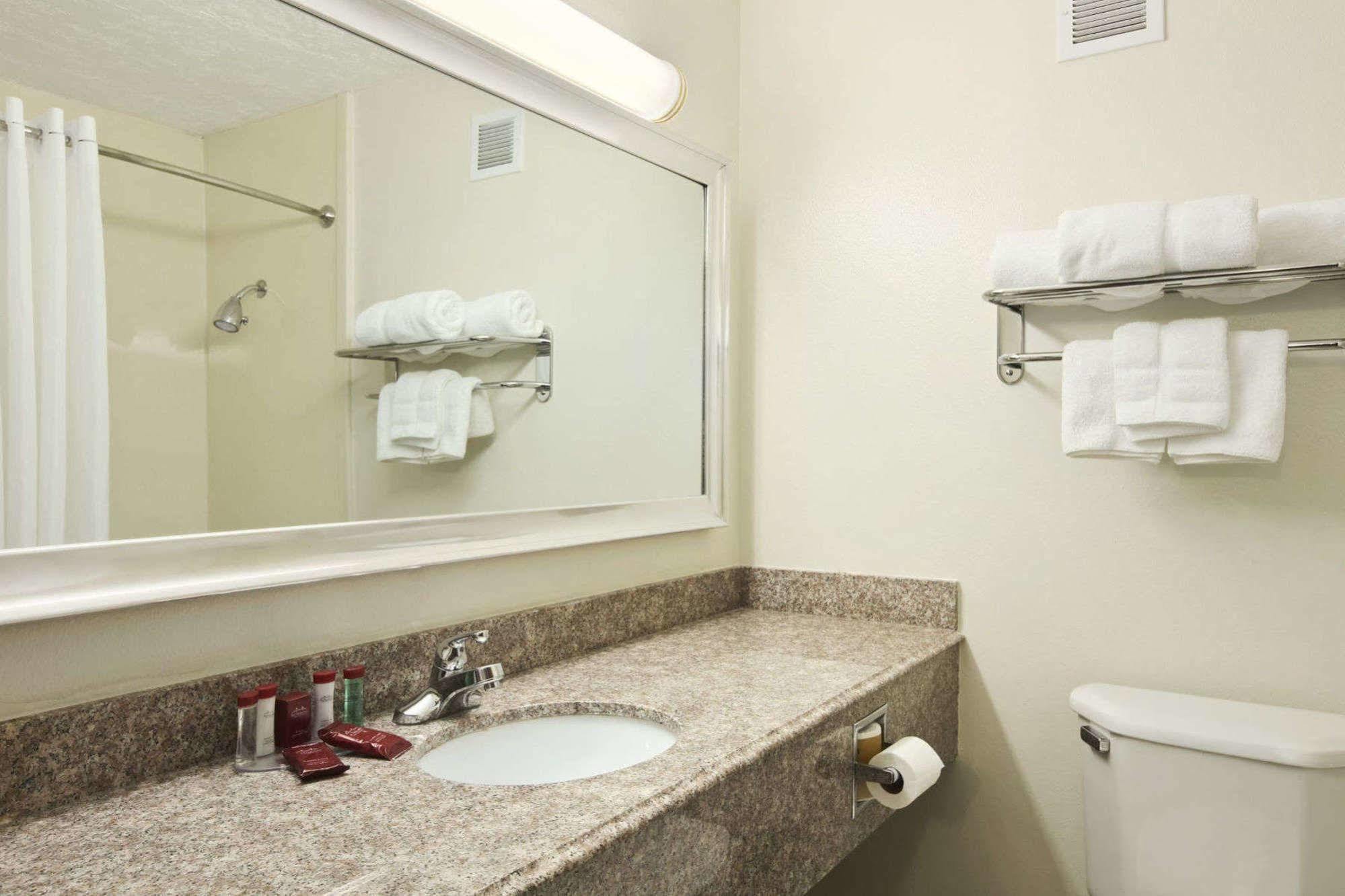 Extended Stay America Suites - Tulsa - Central Экстерьер фото